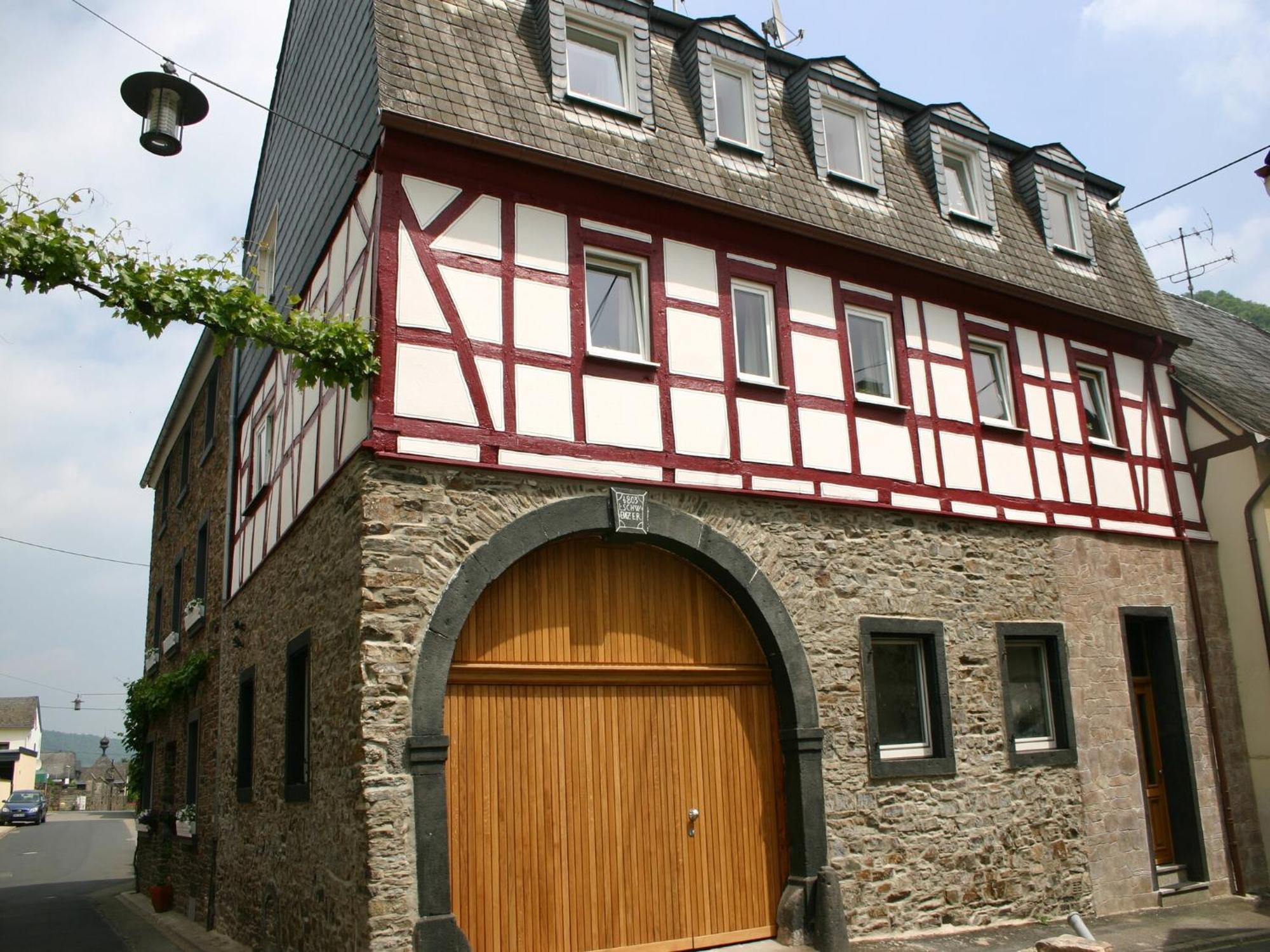 A Modern Holiday Home By The River Mosel Moselkern Extérieur photo